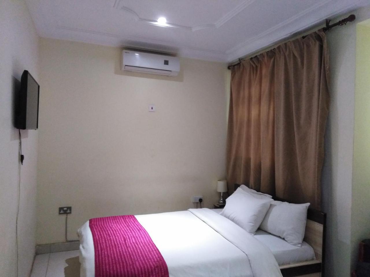 Jobyco Hotel Santeo ภายนอก รูปภาพ